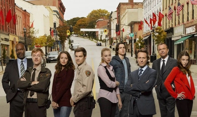 Смотреть все Сериалы про маленький город
